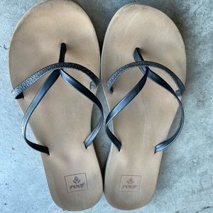 Reef flip flops
